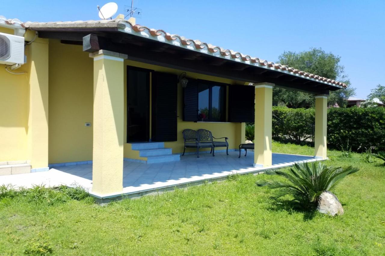 Villa Azzurra Nel Centro Di Costa Rei Luaran gambar