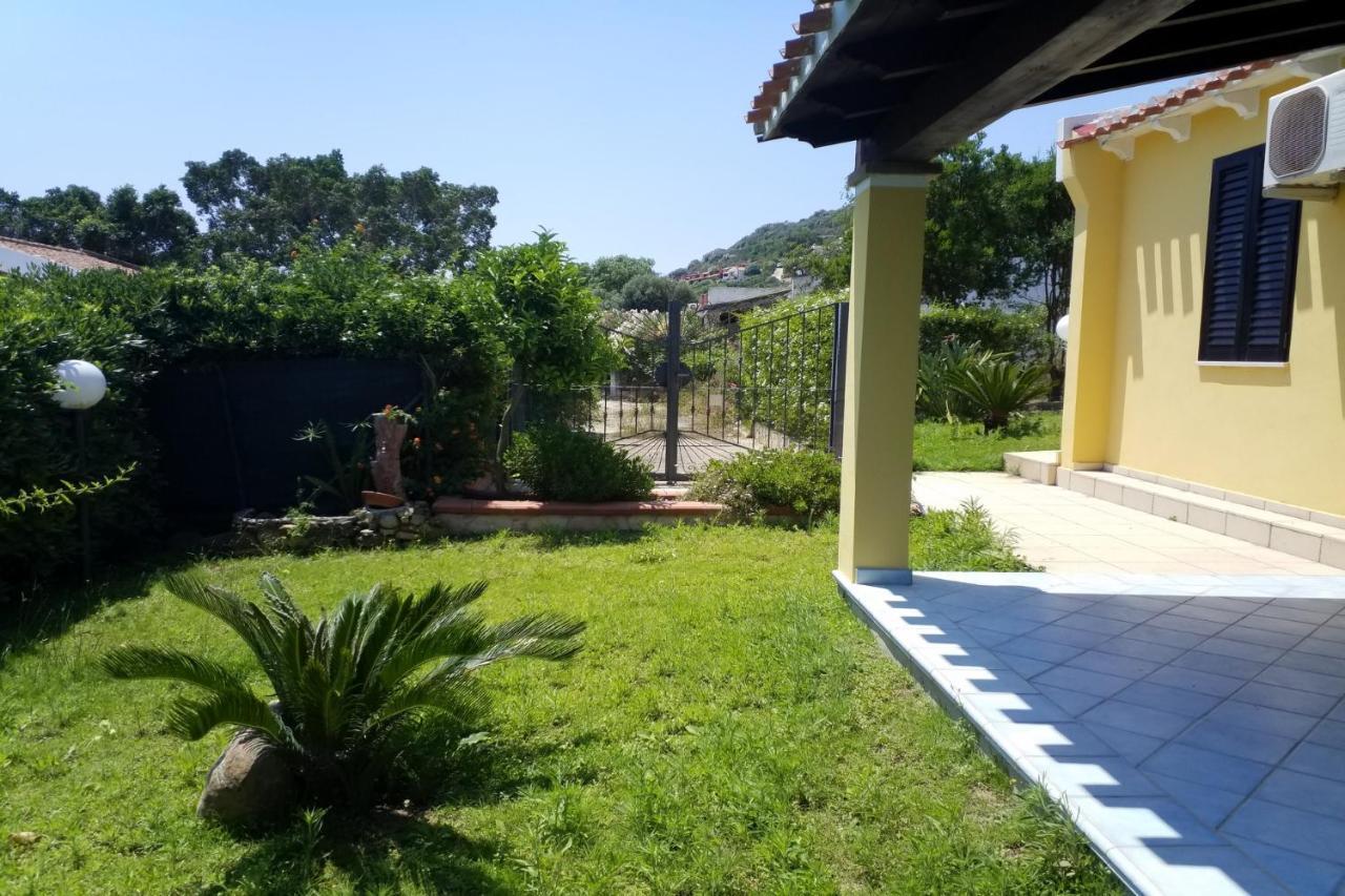 Villa Azzurra Nel Centro Di Costa Rei Luaran gambar