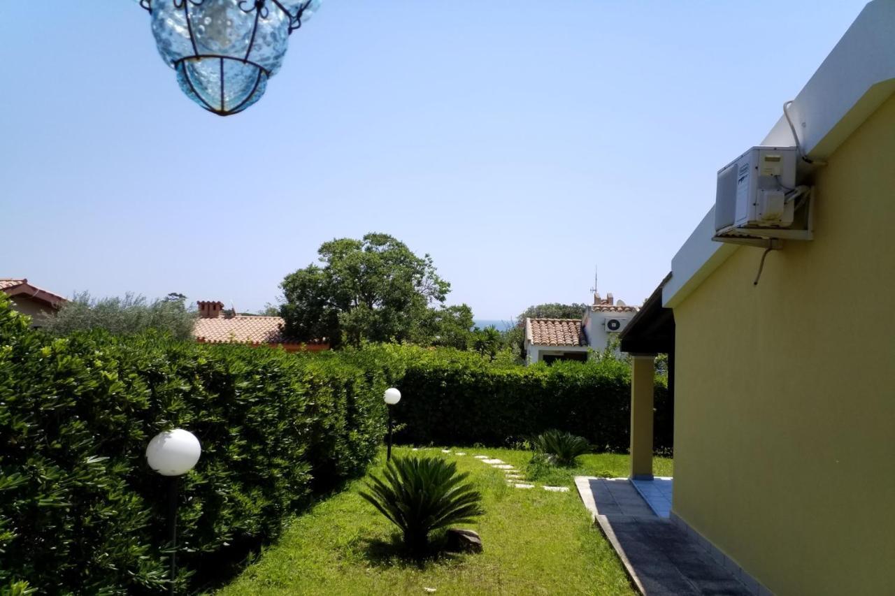 Villa Azzurra Nel Centro Di Costa Rei Luaran gambar