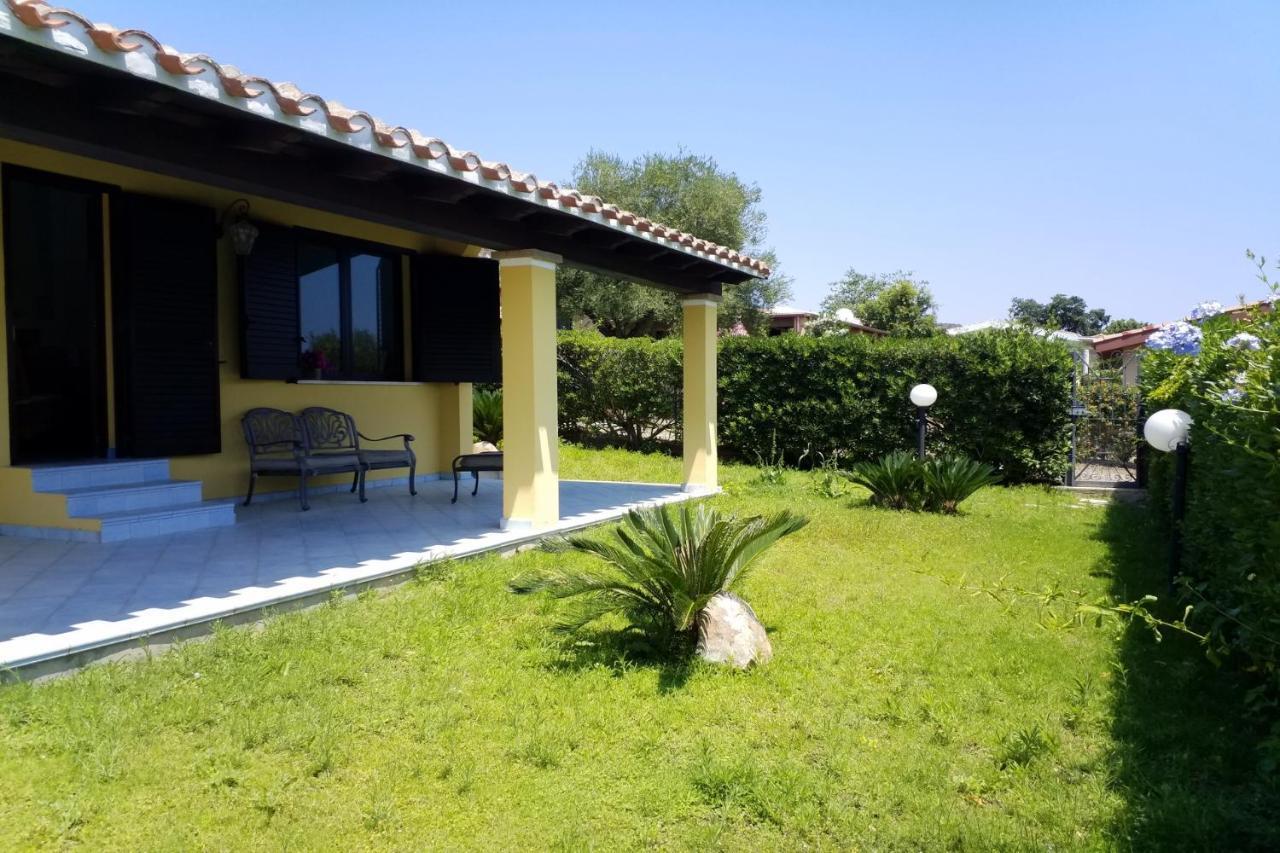 Villa Azzurra Nel Centro Di Costa Rei Luaran gambar
