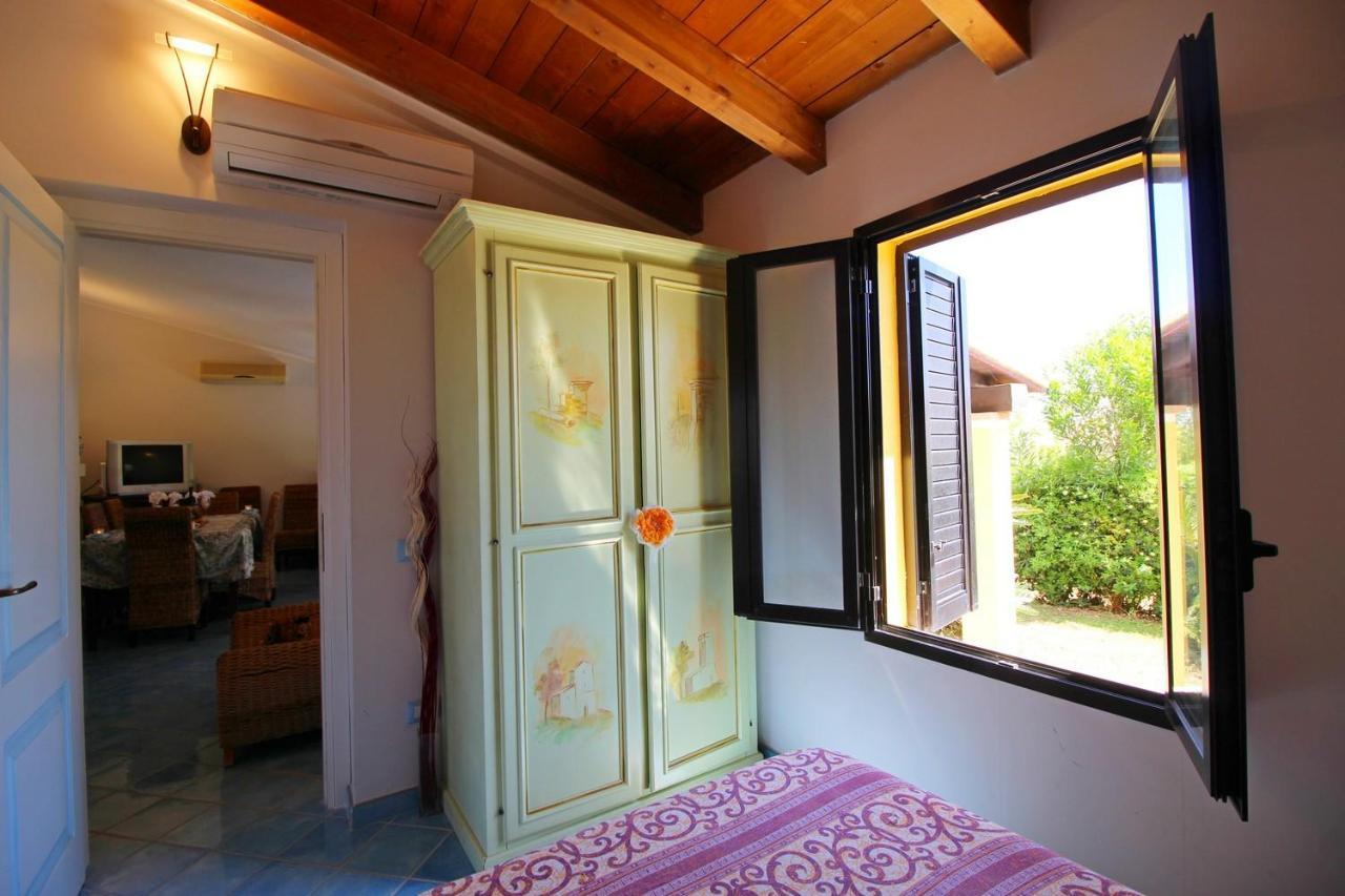 Villa Azzurra Nel Centro Di Costa Rei Luaran gambar